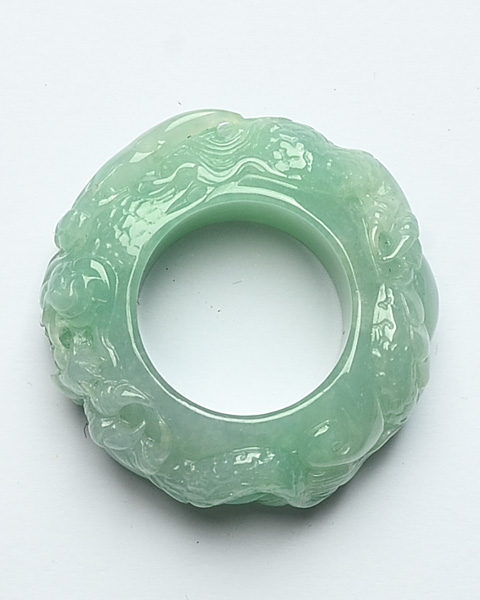 龙扳指_翡翠雕刻_常青_玉雕大师网