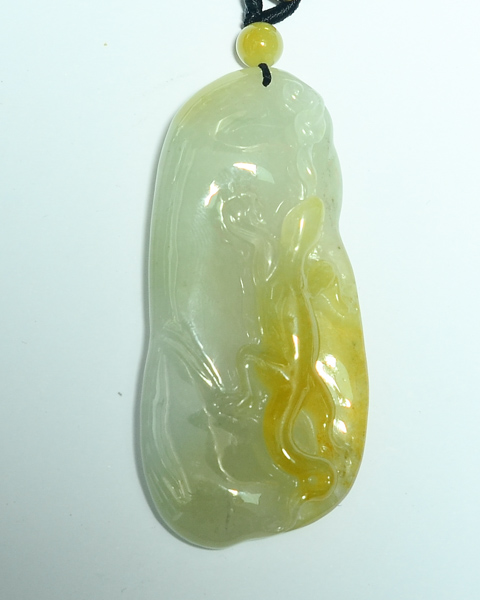 今非昔比_翡翠雕刻_常青_玉雕大师网