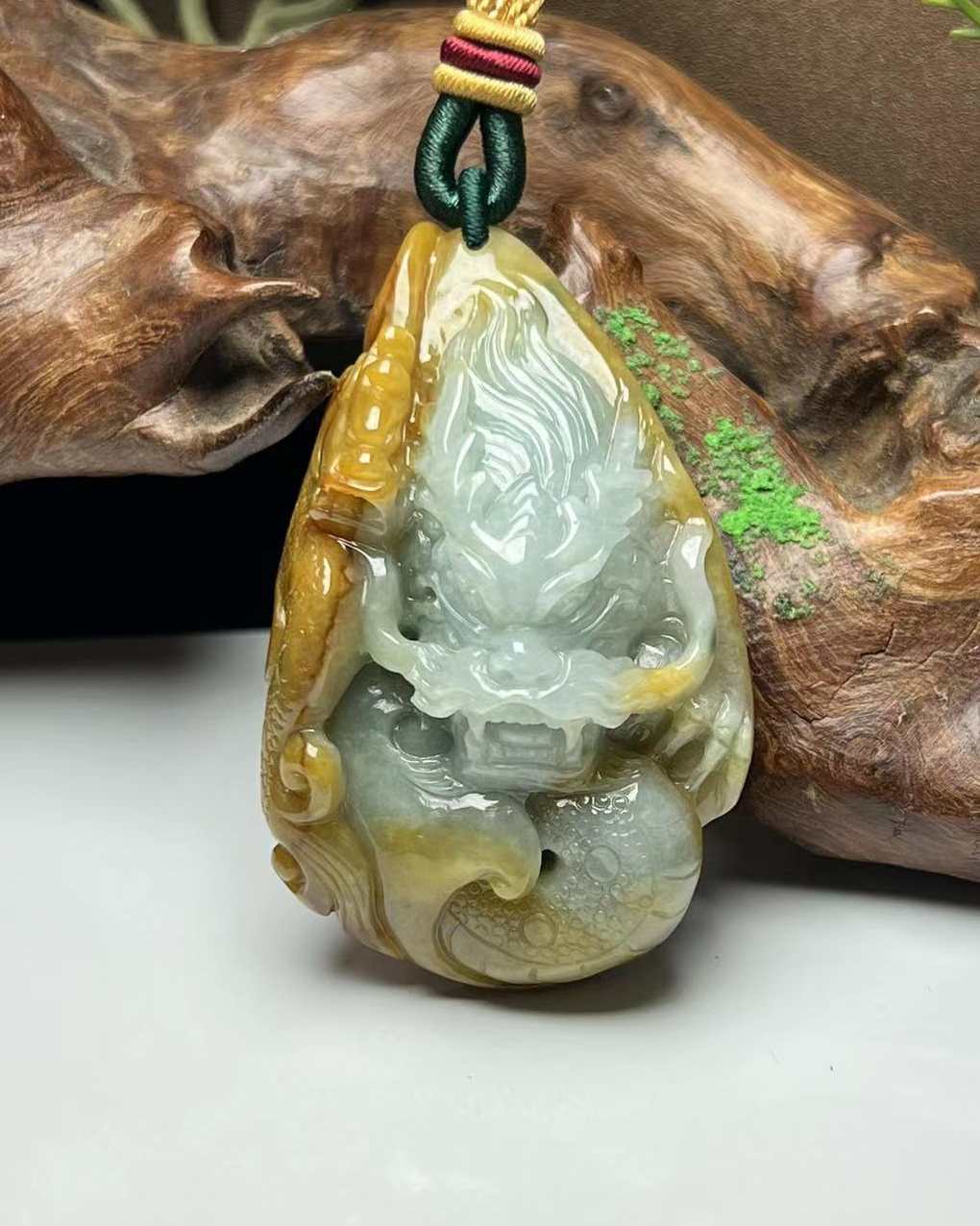 龙行天下