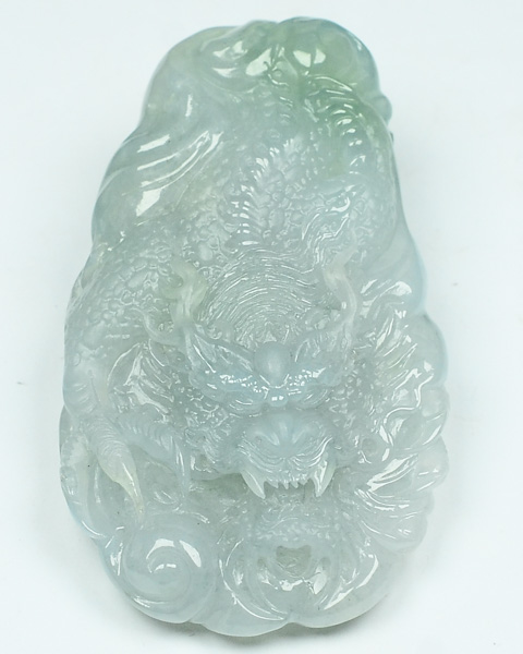 神龙护主