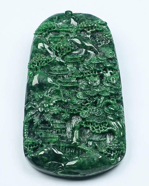 翠绿青山