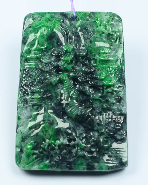 翠绿青山