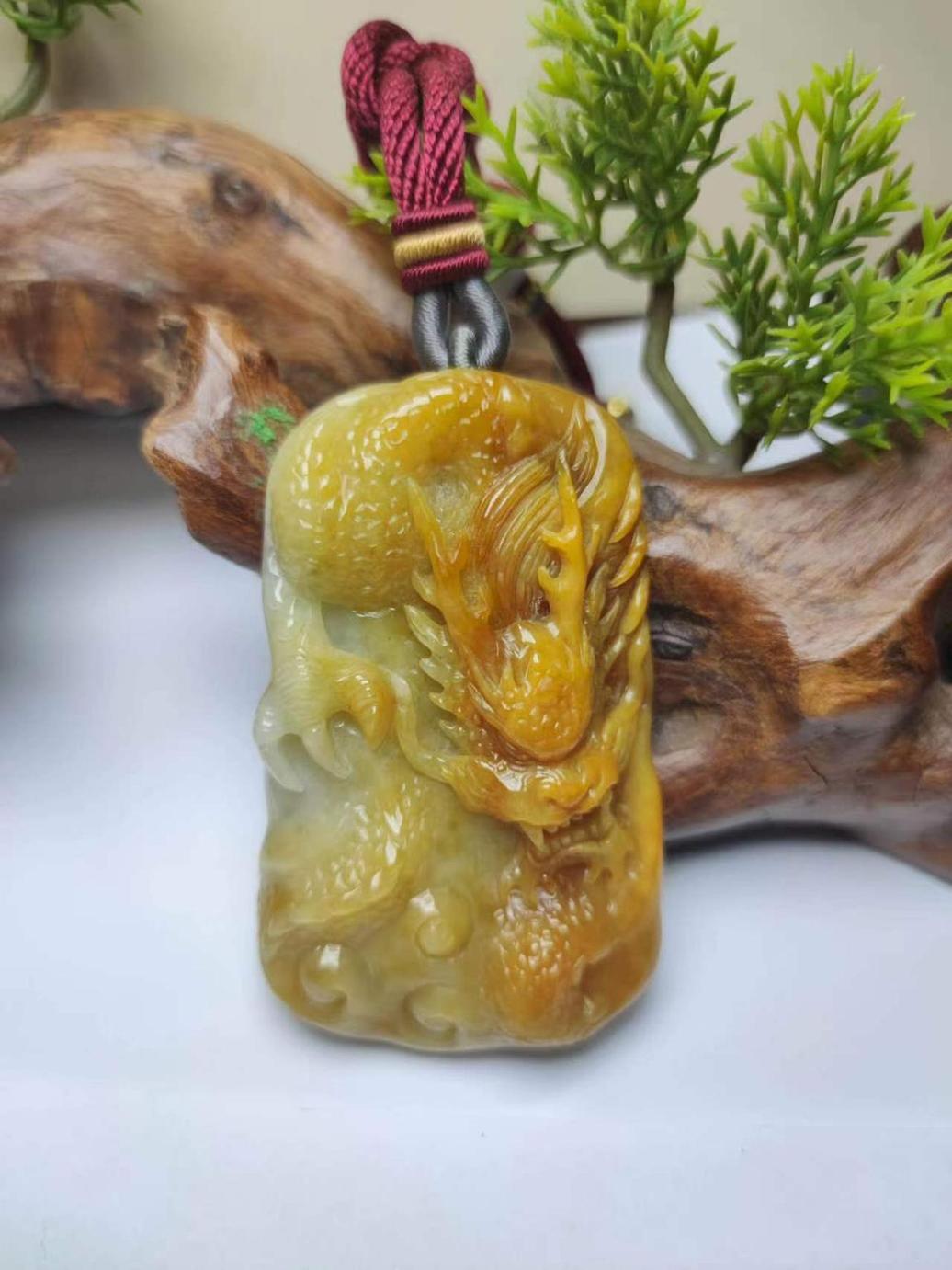龙行天下
