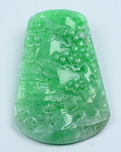 翠绿青山