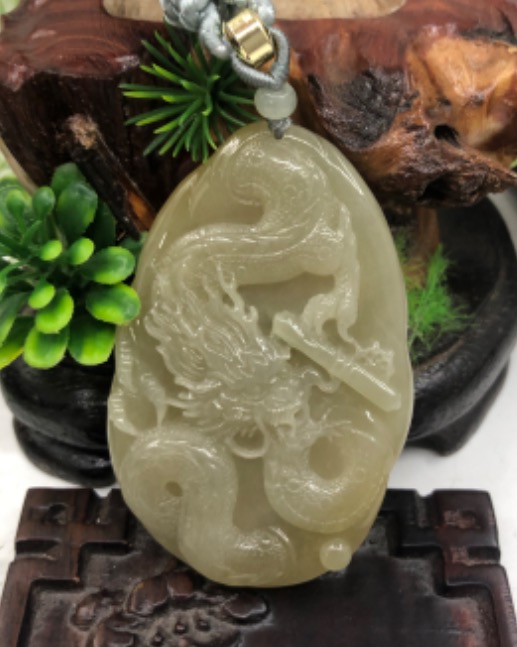 龙行天下