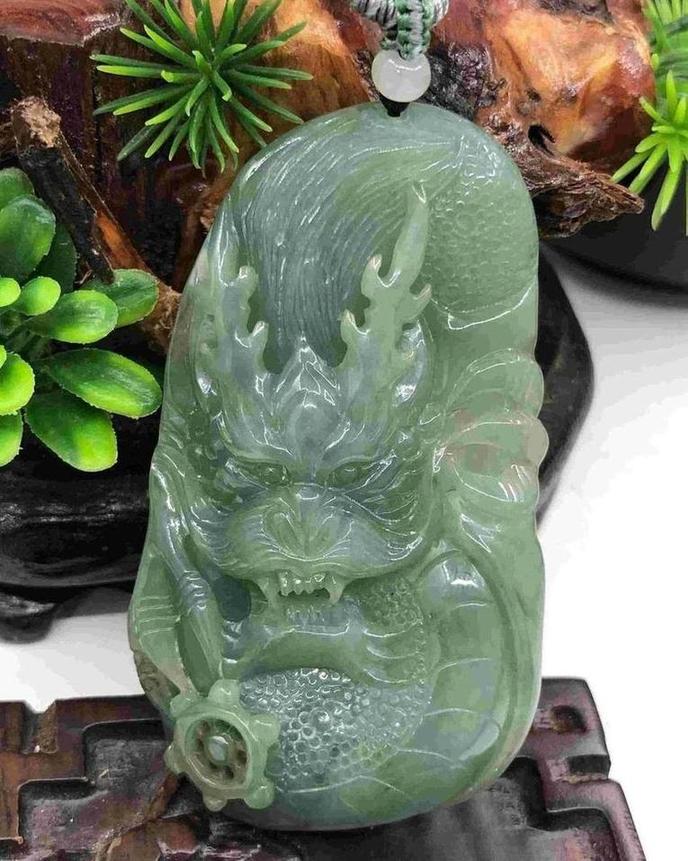 龙行天下