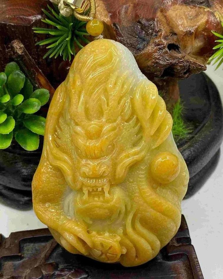 龙行天下