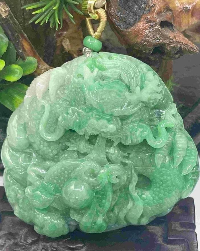 龙行天下