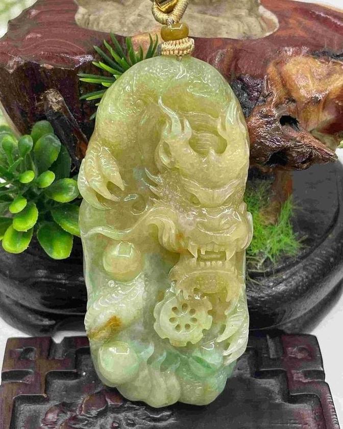 龙行天下