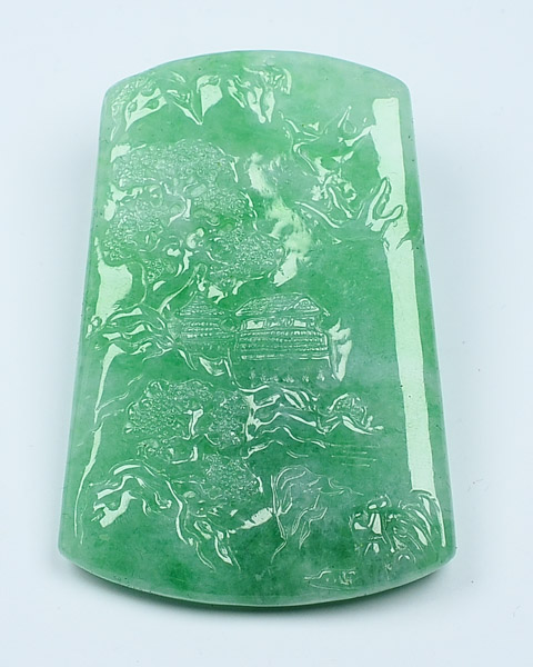 翠绿青山