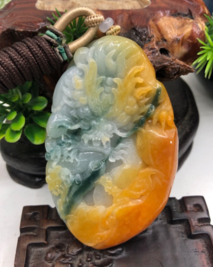 龙行天下