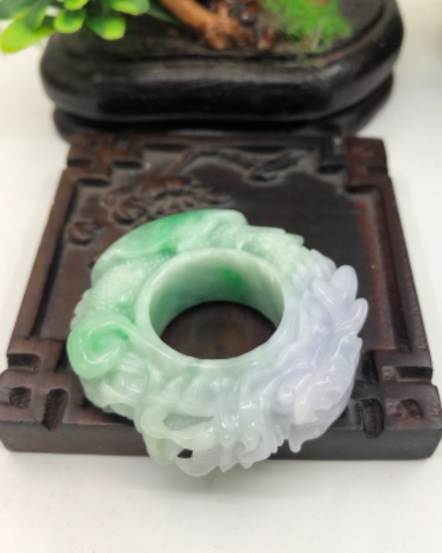 龙行天下