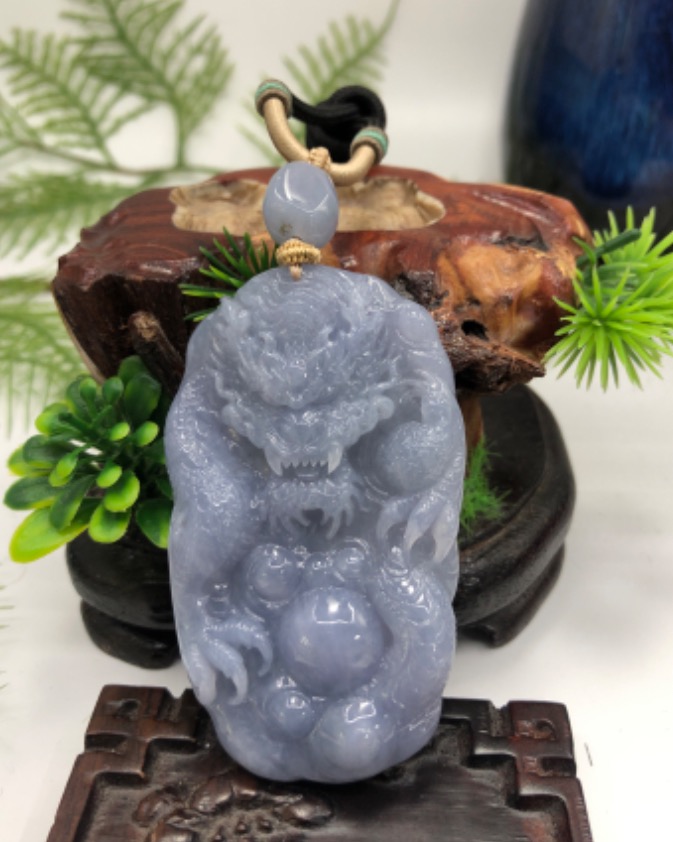 龙行天下