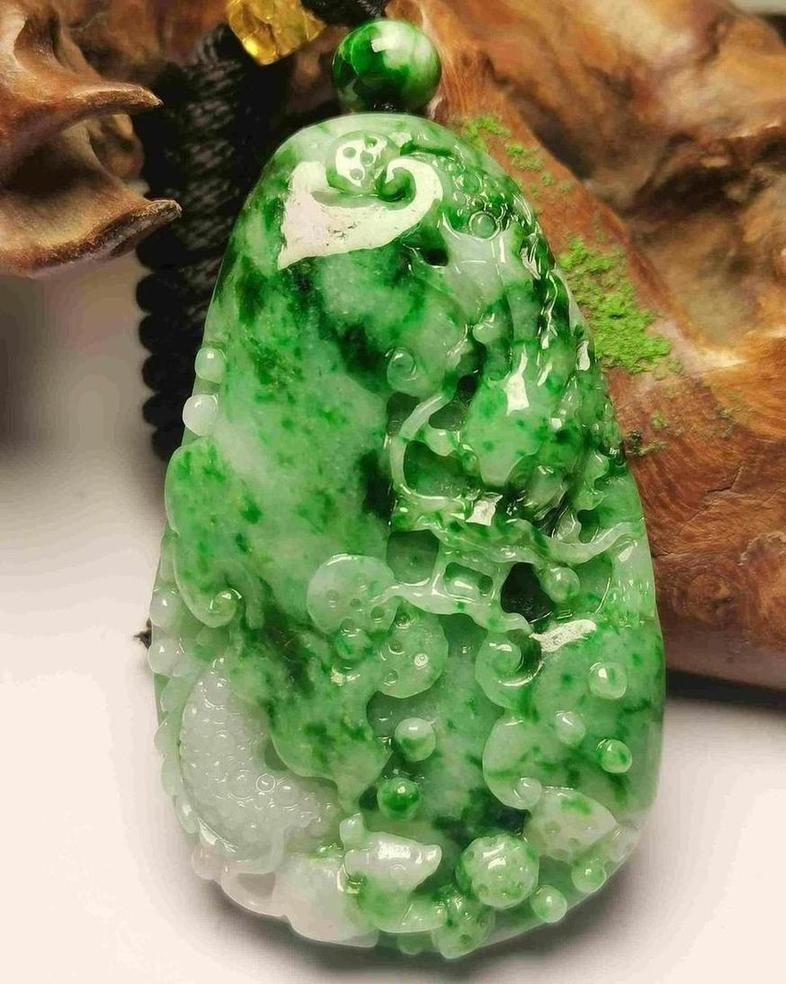 龙行天下