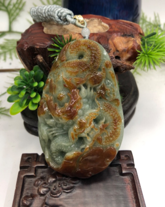龙行天下