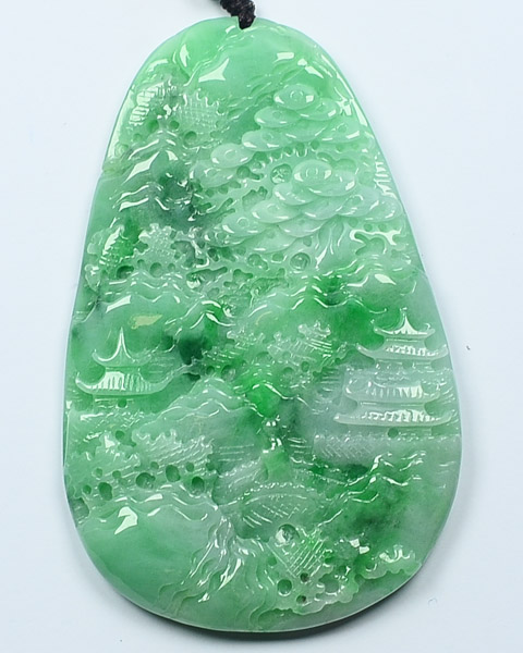 翠绿青山