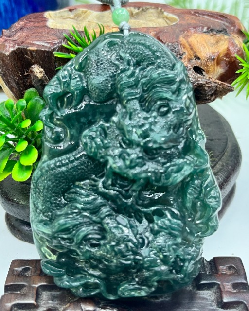 双龙护主