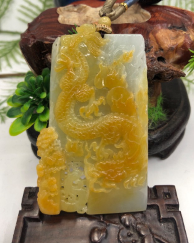 龙行天下