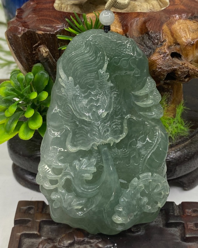 龙行天下
