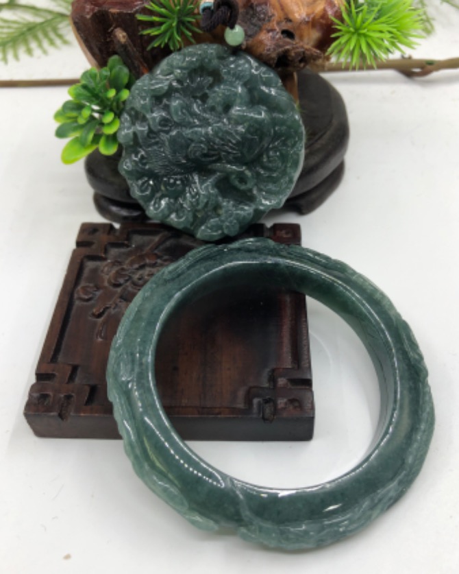 凤穿牡丹