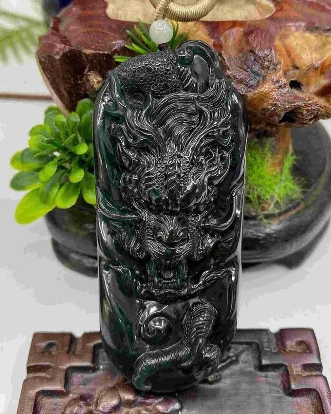 龙行天下