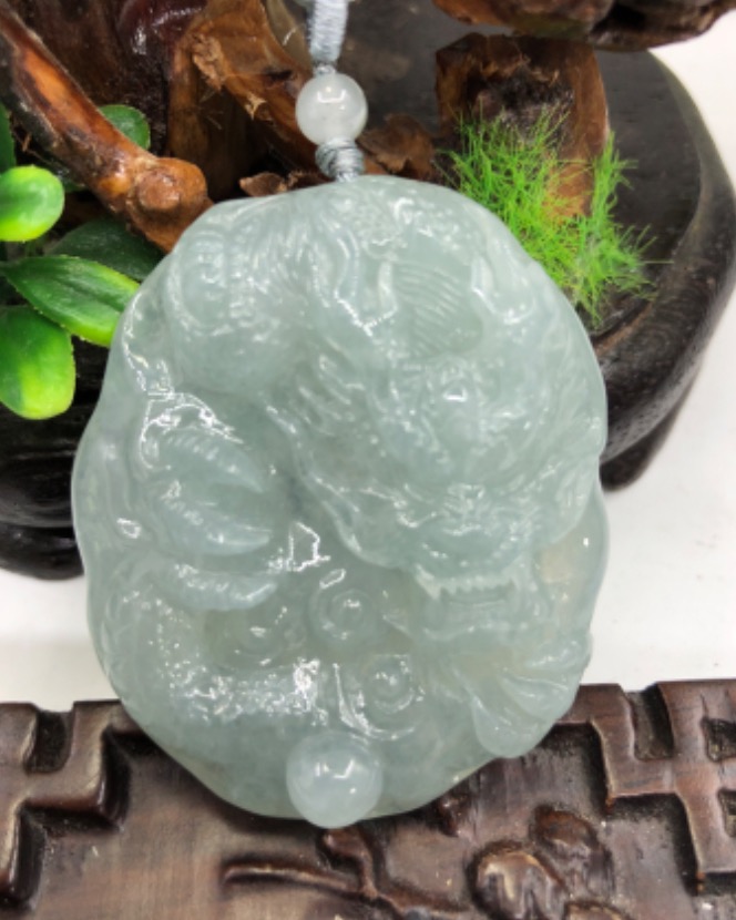 龙行天下