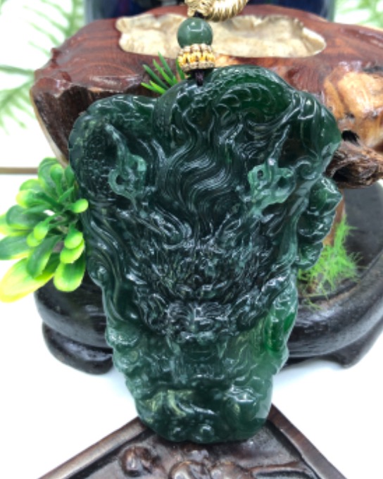 龙行天下