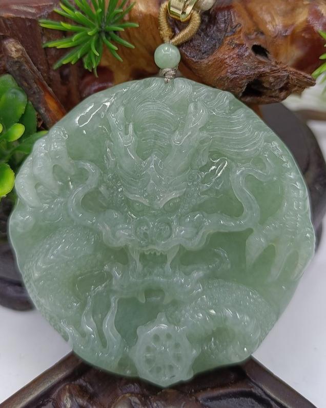 龙行天下