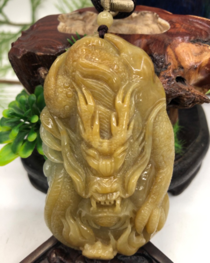 龙行天下