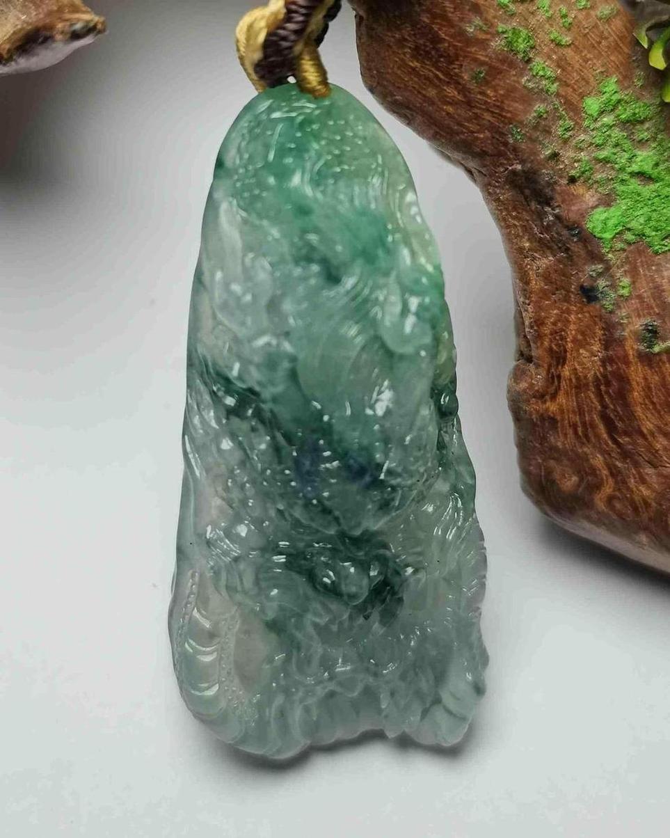 龙行天下