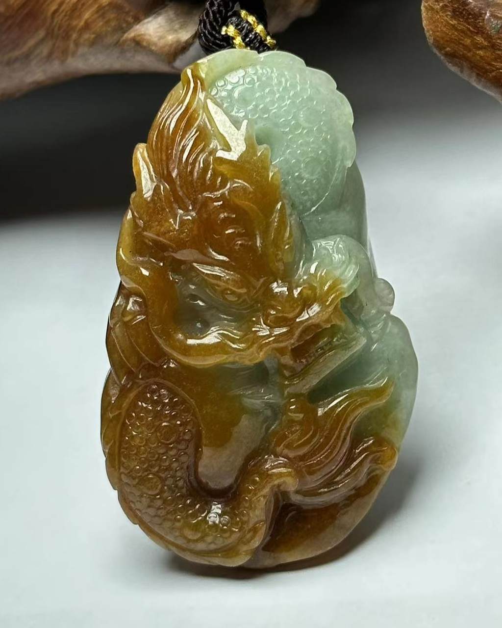 龙行天下
