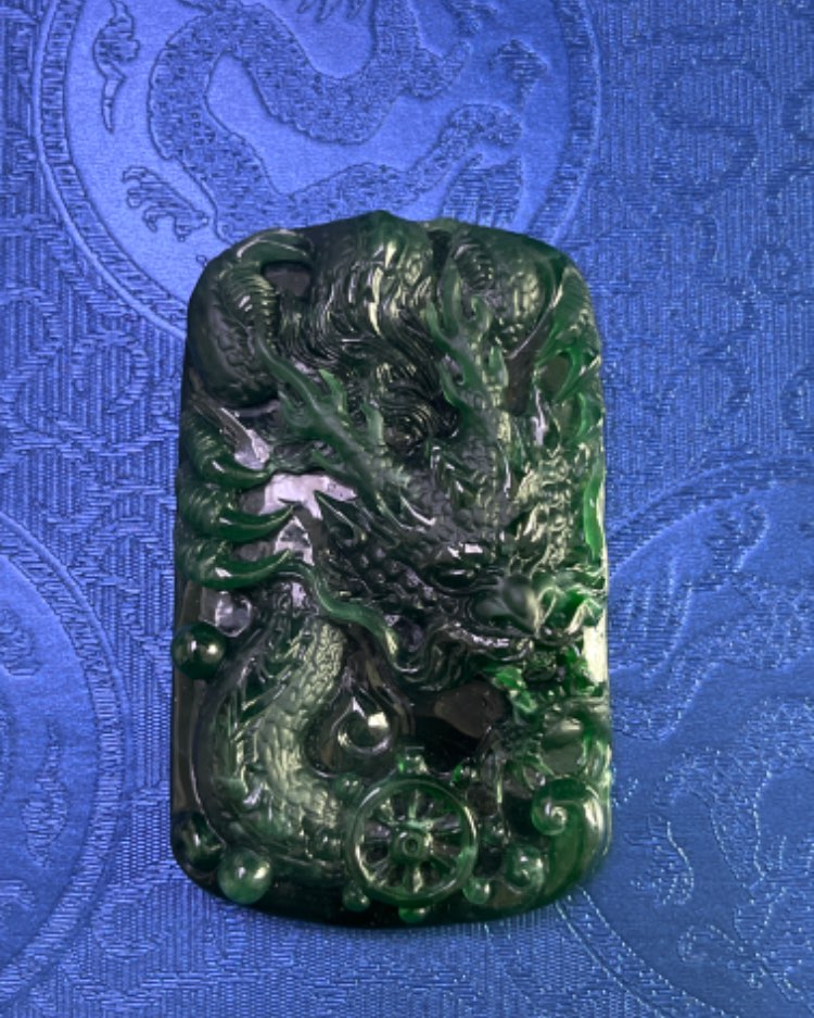 龙行天下