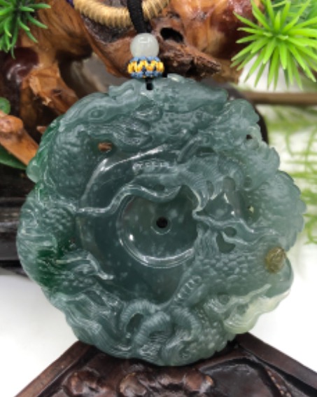 龙行天下