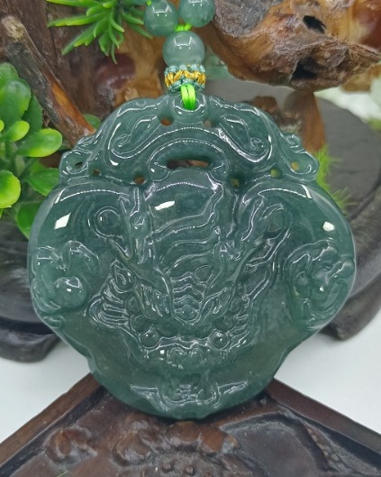 龙行天下
