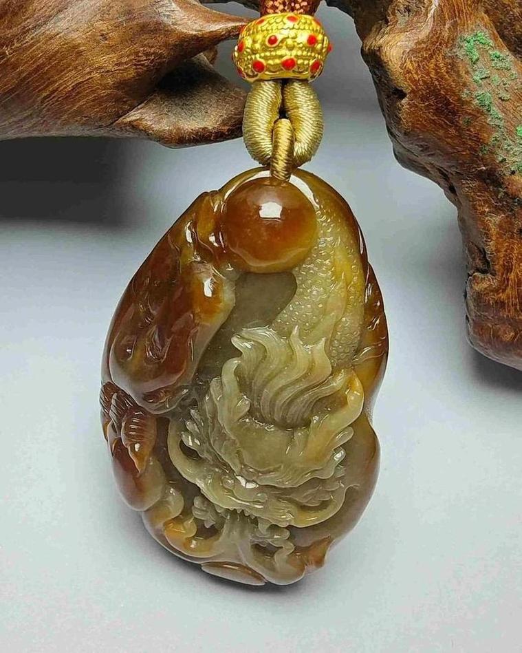 龙行天下