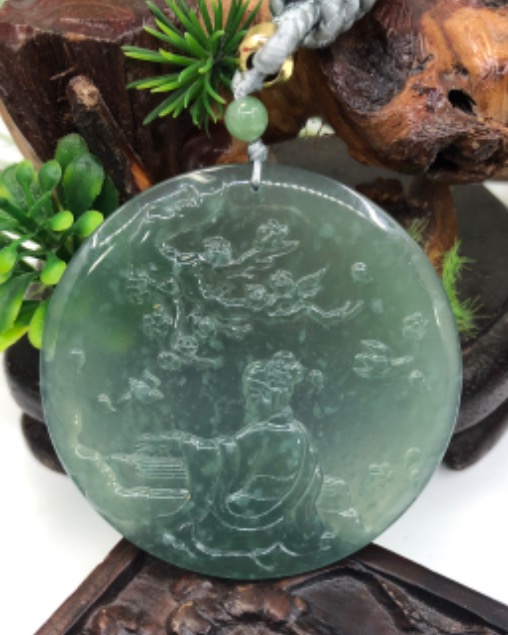 踏雪寻梅