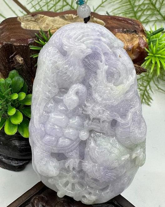 威震四方