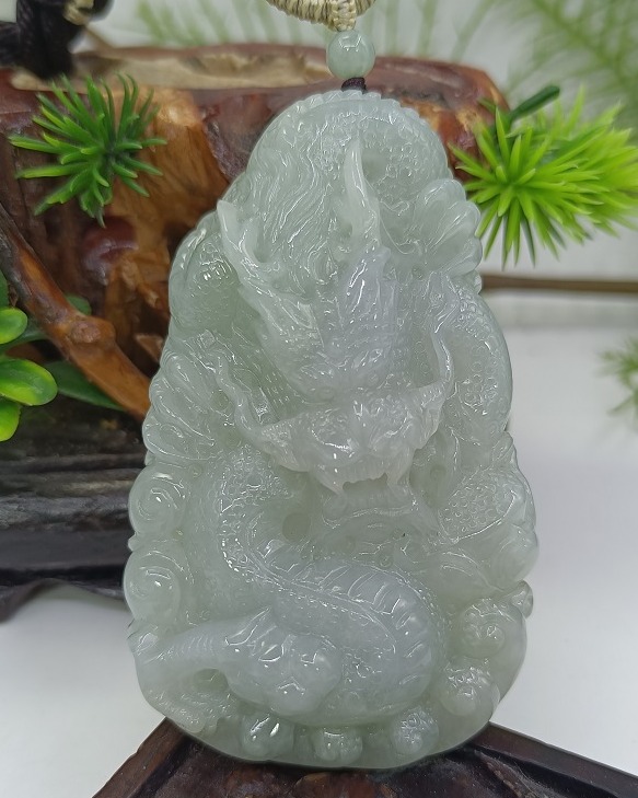 龙行天下