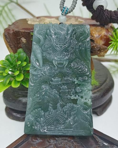 龙行天下