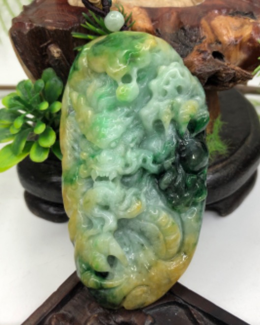 龙行天下