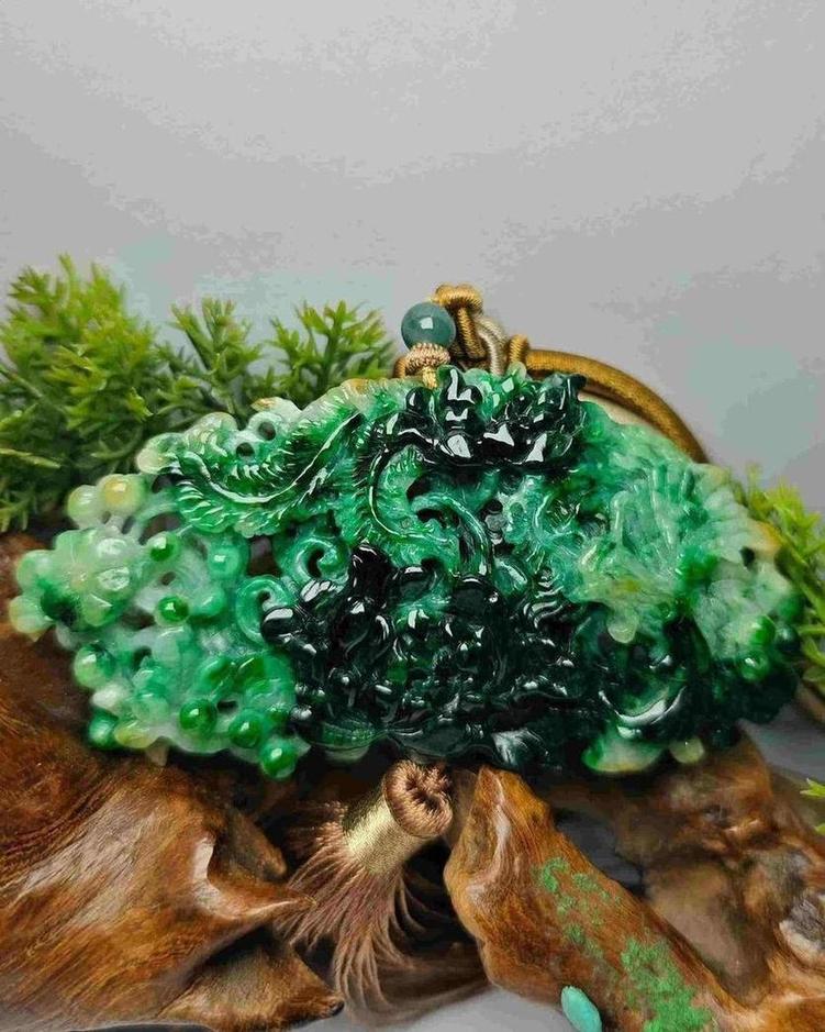 凤穿牡丹