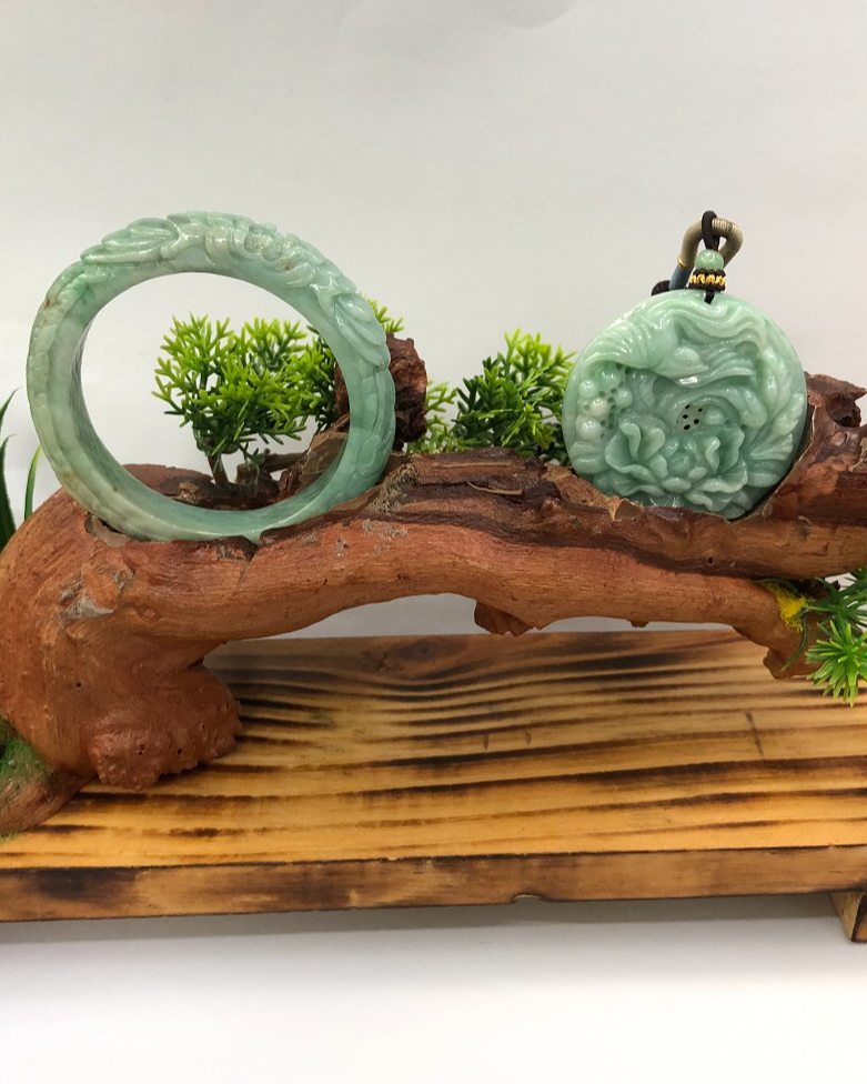 凤穿牡丹