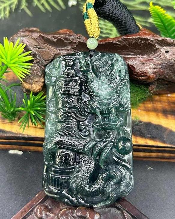 龙行天下