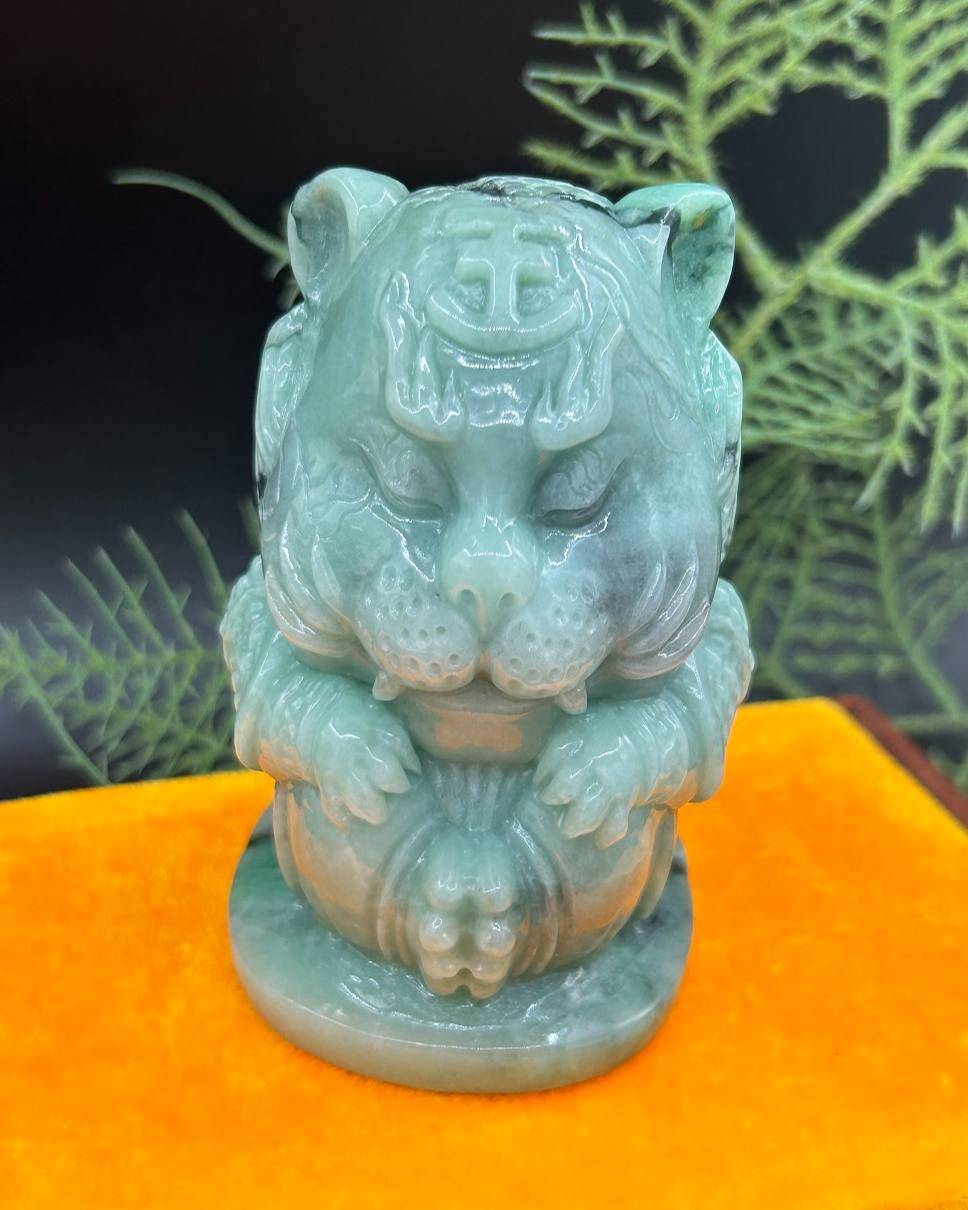 虎虎生威
