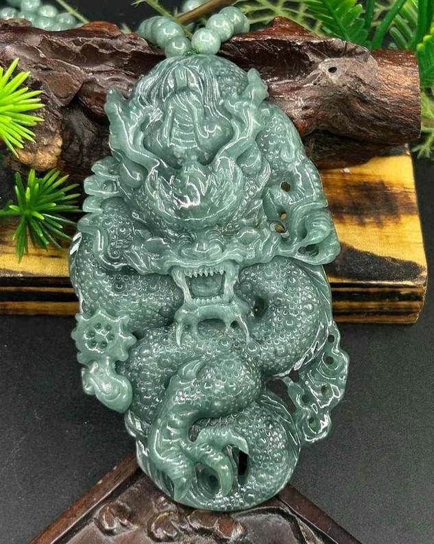 龙行天下