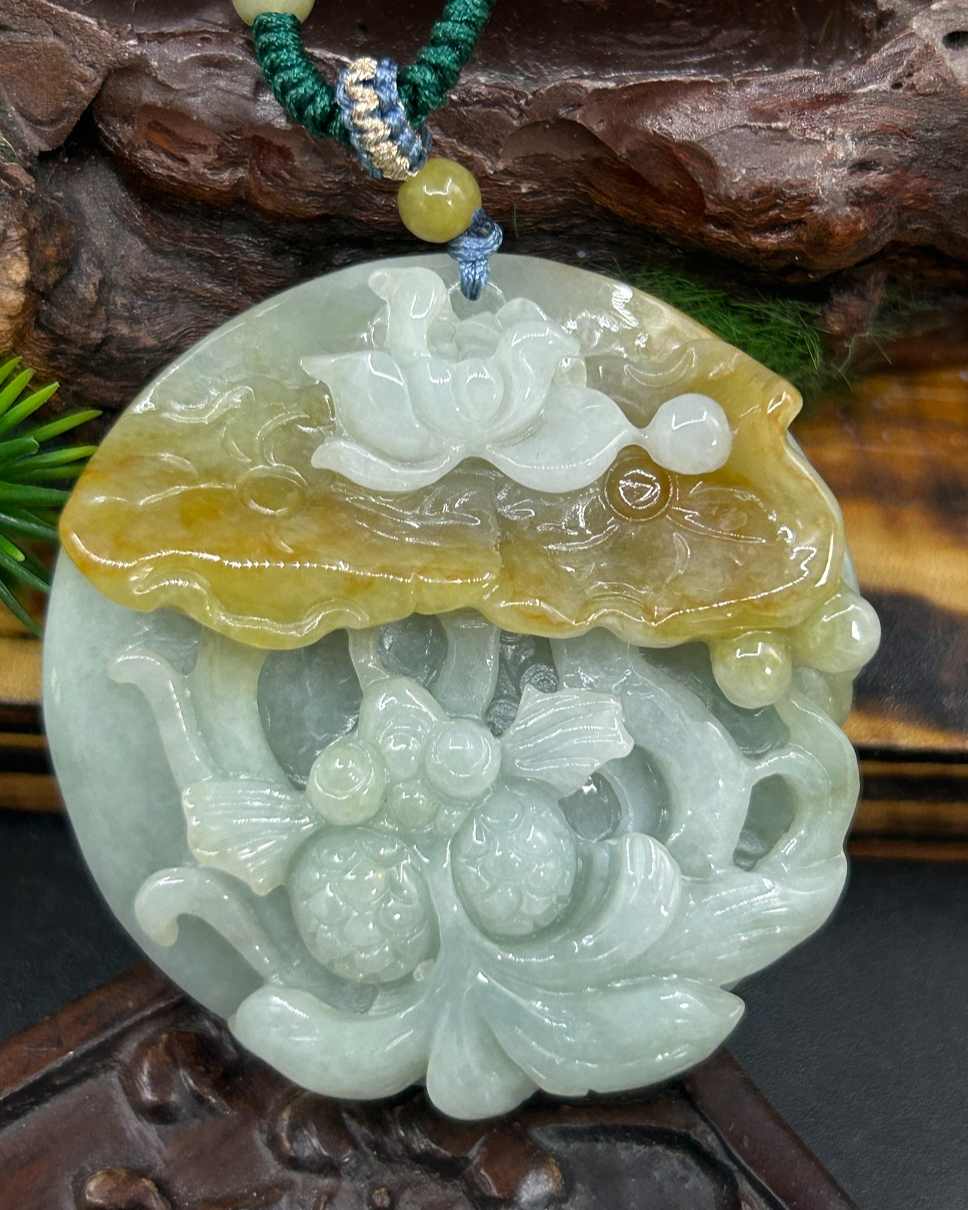 鱼戏莲花