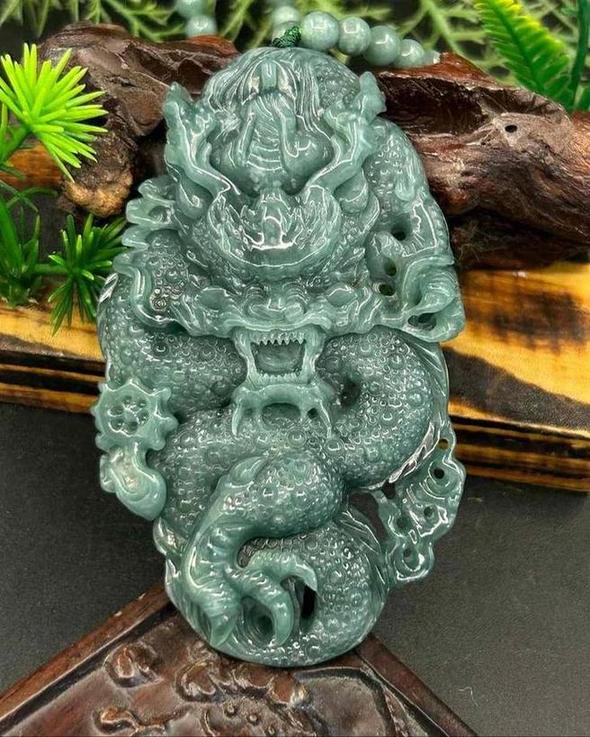 龙行天下