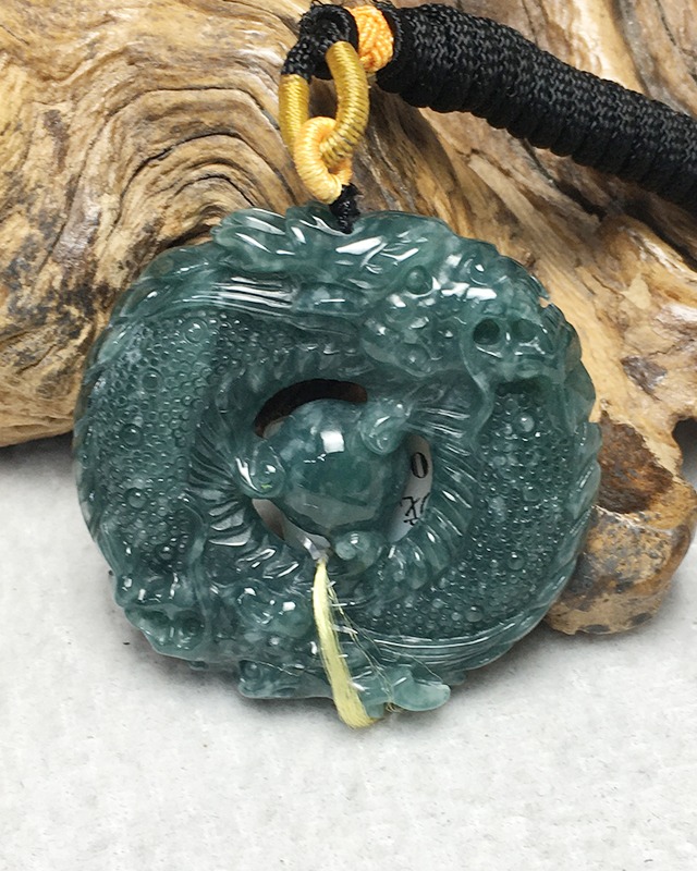 双龙护主
